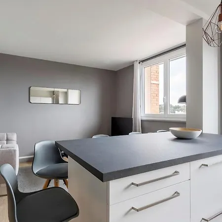 Hamac Suites - Cours Du Docteur-long Lyon