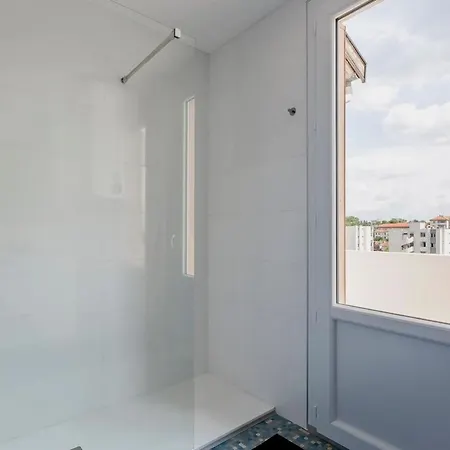 Appartement Hamac Suites - Cours Du Docteur-long Lyon